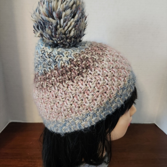 Lane Bryant knit hat with pompom - Picture 2 of 4